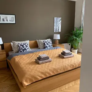 https://iii.praguehotelsweb.com